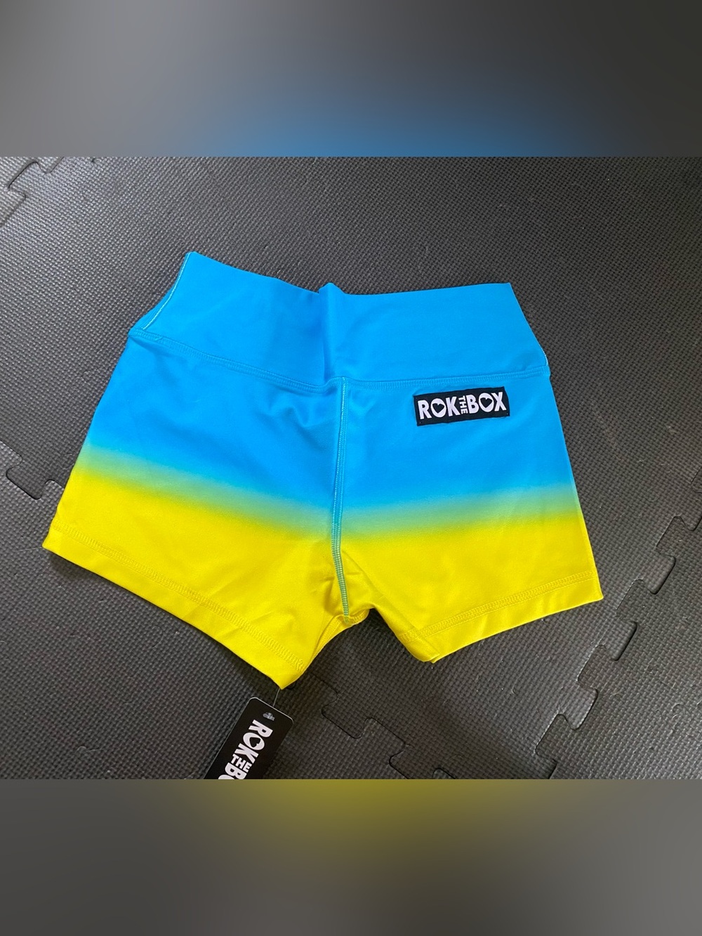 Rok The Box shorts, M NWT